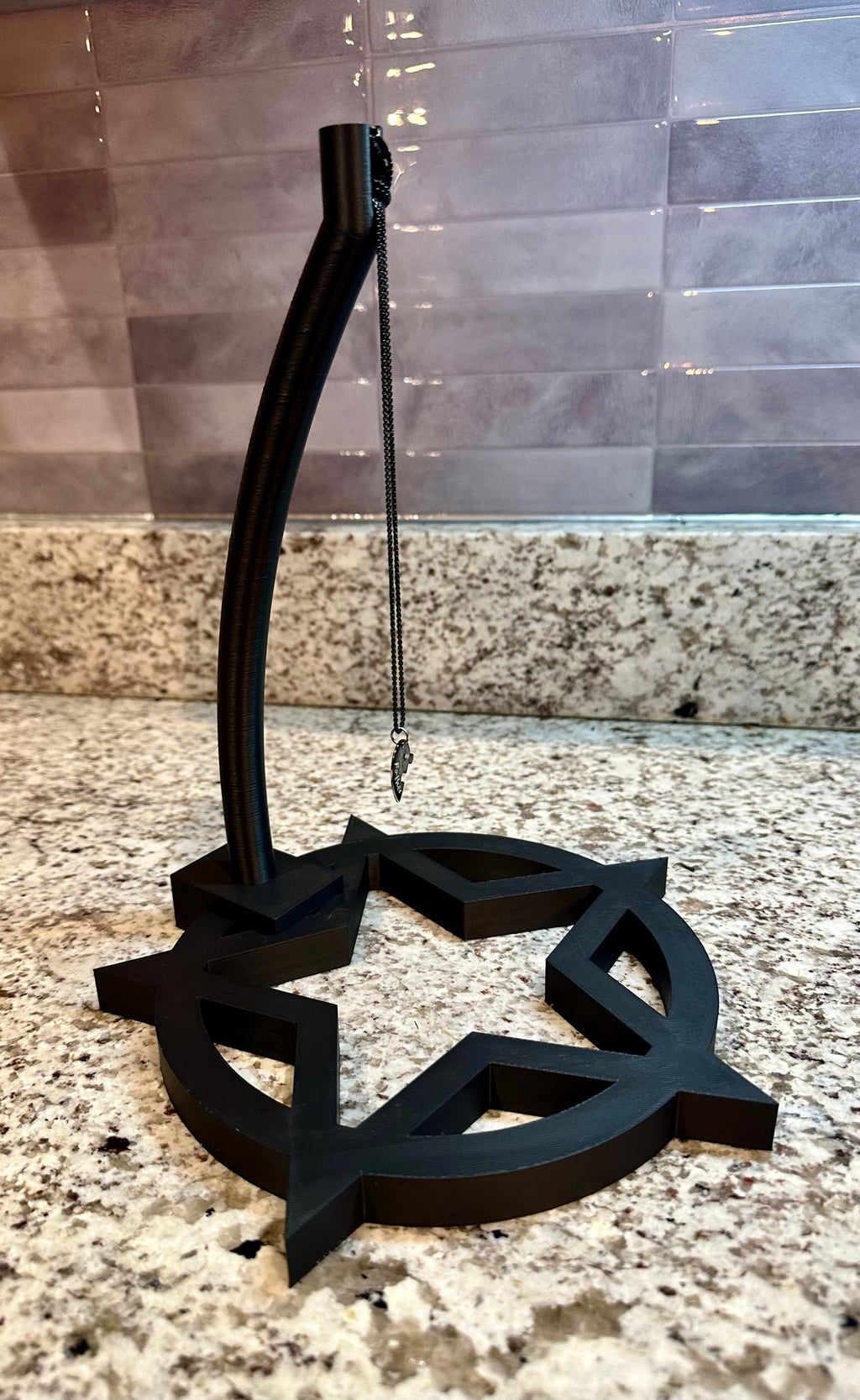 Axis Pendulum Stand – Modern 3D Printed Pendulum Holder with Star Base