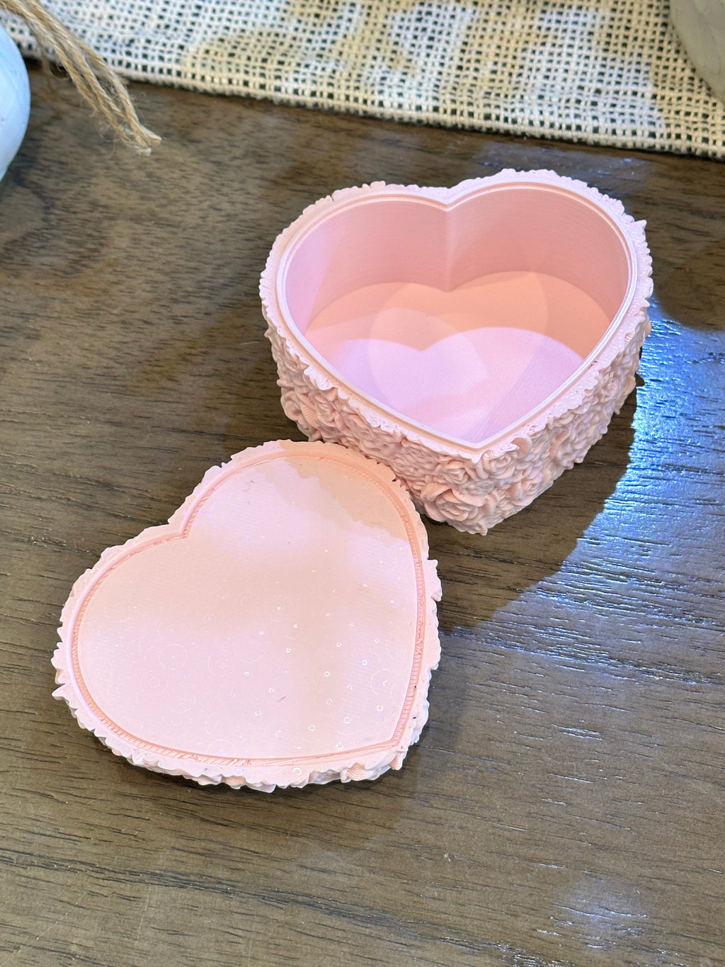 Everlasting Rose Heart Candy Dish – 3D Printed Floral Heart Trinket & Gift Dish | Custom Colors Available